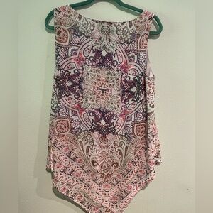 Unity World Wear women’s sheer Paisley tank. Size L